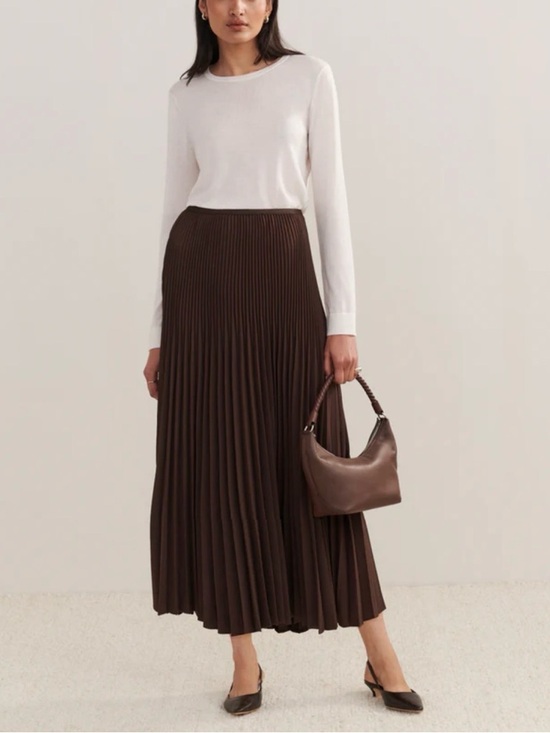 Jenni Kayne Dresses & Skirts - NWOT Jenni Kayne Pleated Midi Skirt Chocolate Brown Minimalist Elastic Waist M